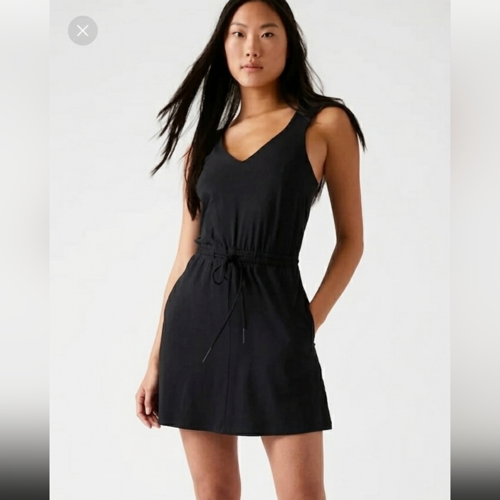 Athleta Dress S Black Straps Racerback Pockets Savannah Athleisure